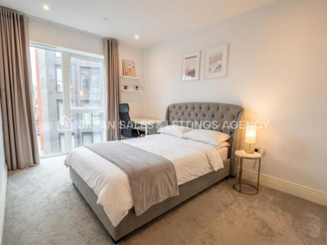 Flat for rent in Greater London