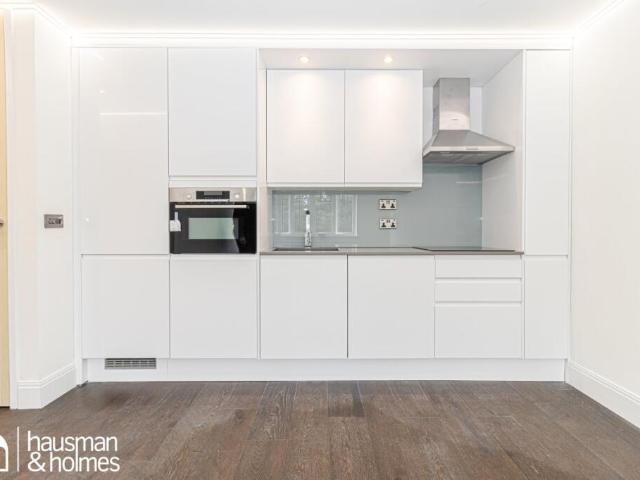 Flat for rent in Golders Green