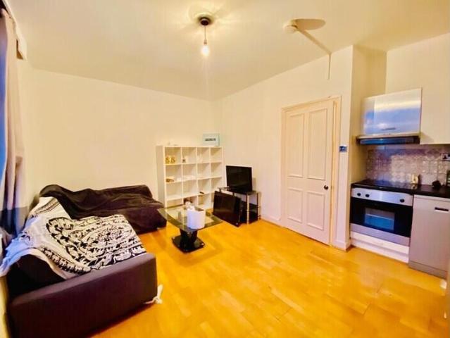 Flat for rent in Ashill, St John's Wood