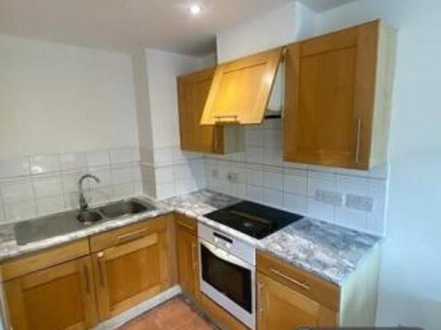 Flat for rent in Cat Hill