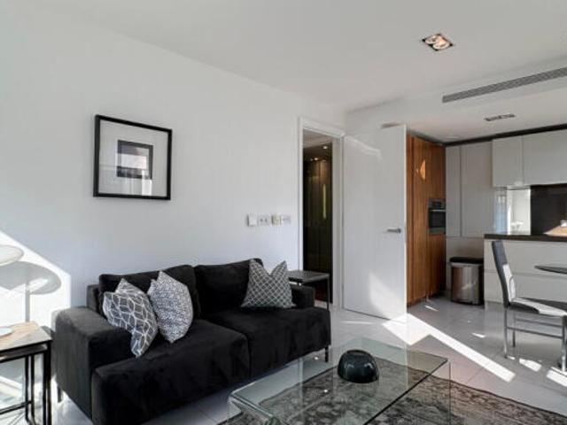 Flat for rent in Cat Hill