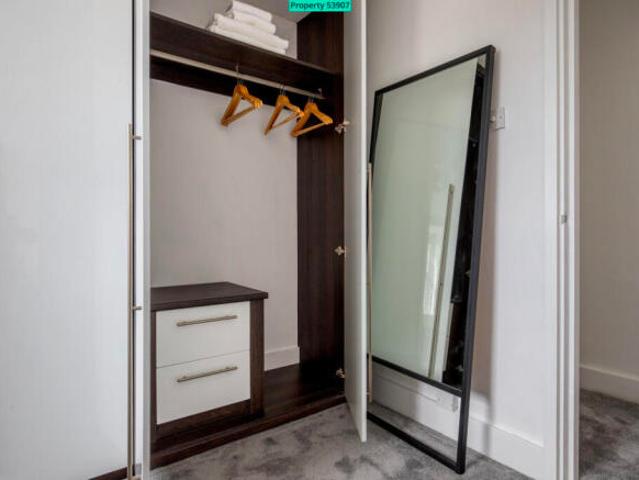 Flat for rent in Cat Hill