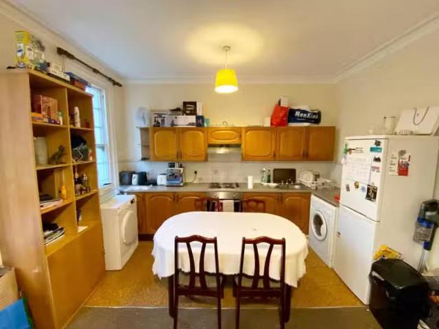 House for rent in Roath, Wales
