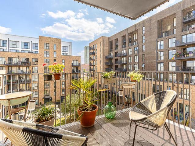 Property for rent in Cat Hill