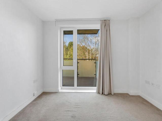 Flat for rent in Cat Hill