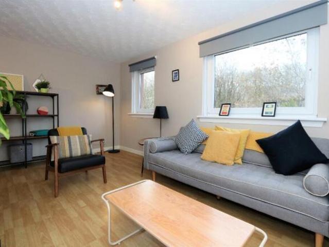Flat for rent in Kelvindale, Scotland