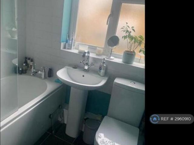Flat for rent in Cat Hill
