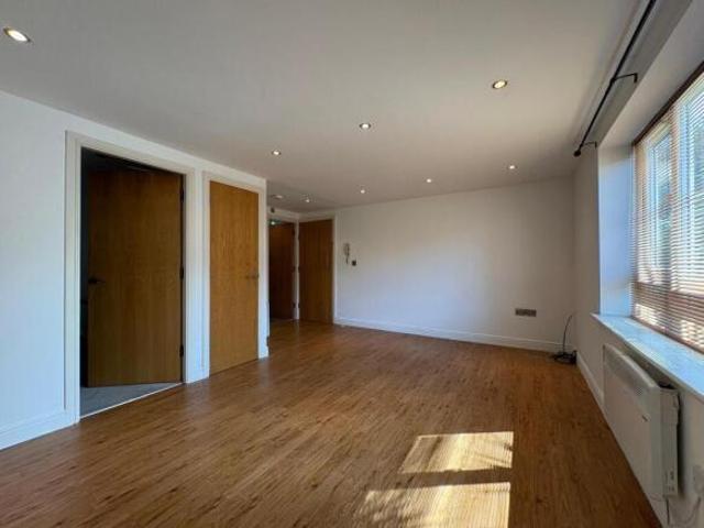 Flat for rent in Pudsey, West Yorkshire