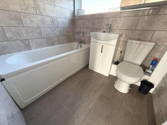 Flat for rent in Erith, Greater London