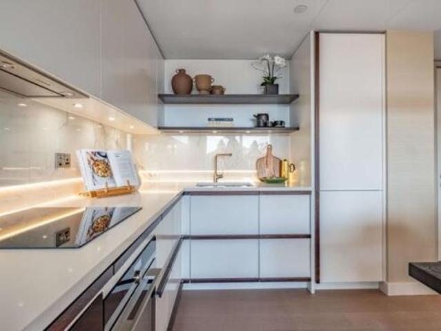 Flat for rent in Edgware, Greater London