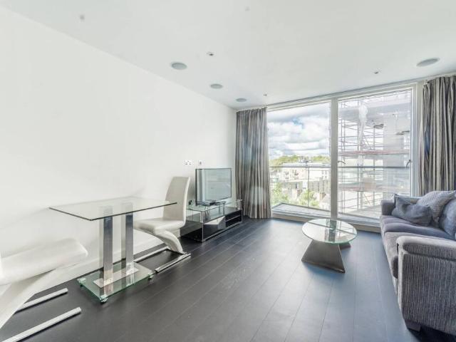 Flat for rent in Belgravia