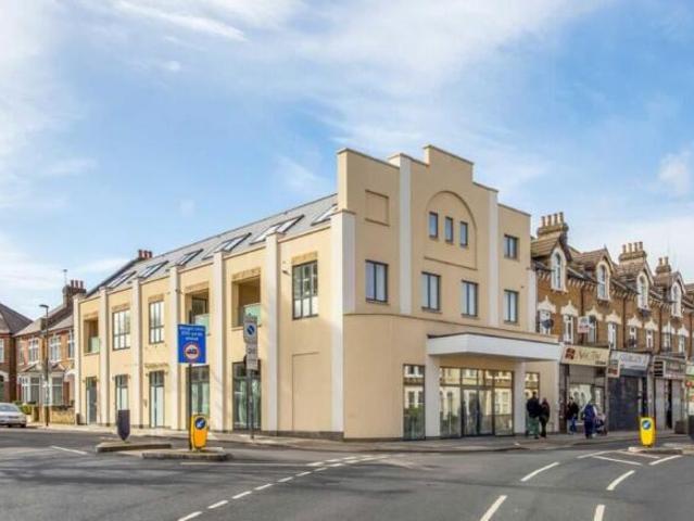 Flat for rent in Greater London