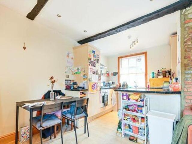 House for rent in Holloway Hill, Fole
