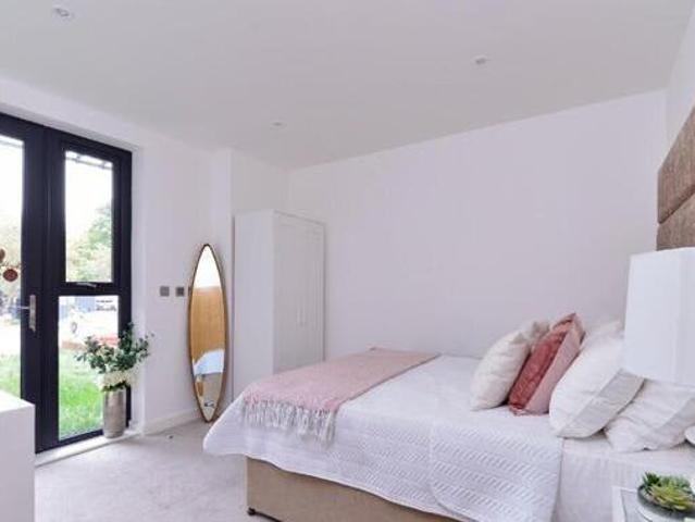House for rent in Fole, Surrey