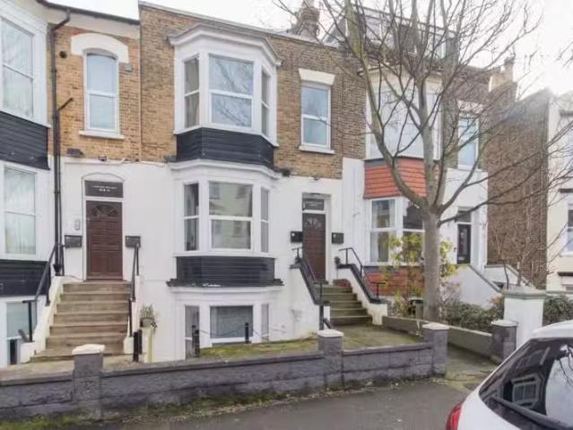 House for rent in Cliftonville West, Acol