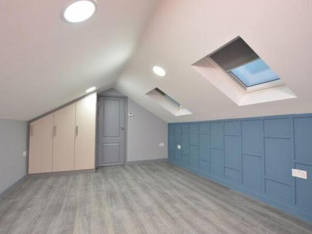 Flat for rent in Slough