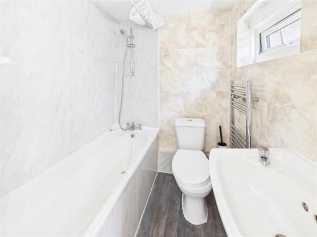 Flat for rent in Surbiton, Greater London