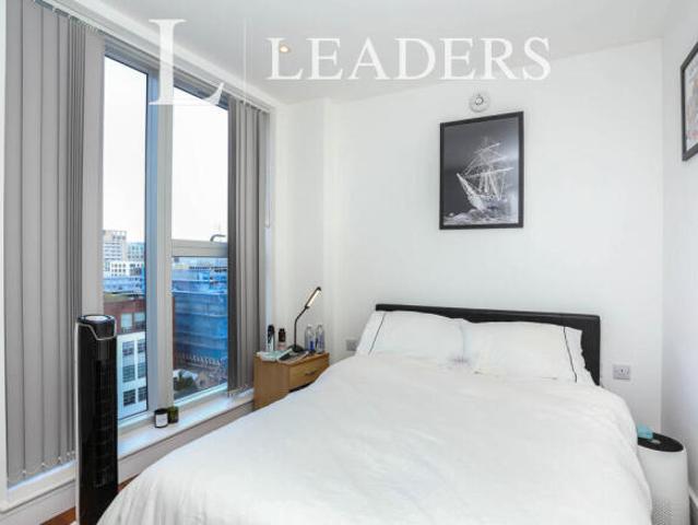Flat for rent in Cat Hill