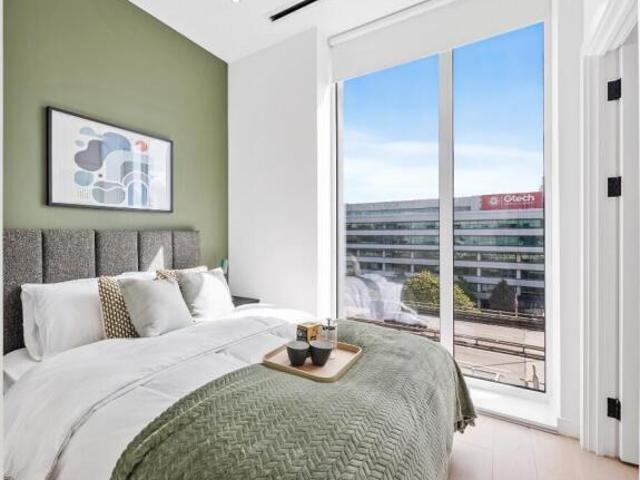 Flat for rent in Cat Hill