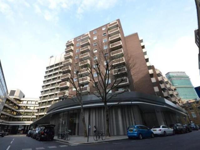 Flat for rent in Cat Hill