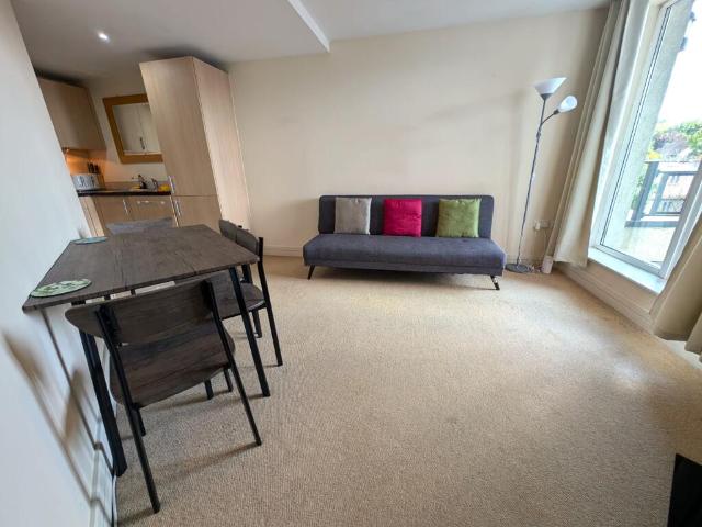 Flat for rent in Hendon