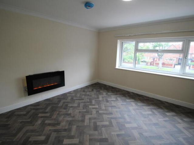 Flat for rent in Sydenham, Green Close