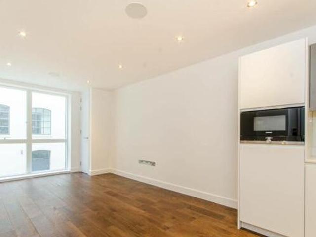House for rent in Lyons, Greater London