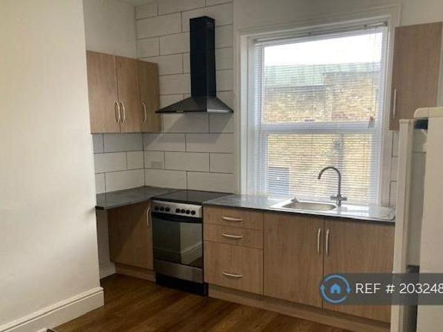 House for rent in Claremount, Halifax
