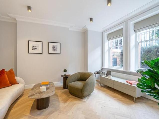 Flat for rent in Cat Hill