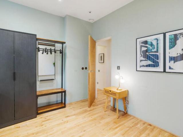 Flat for rent in Cat Hill