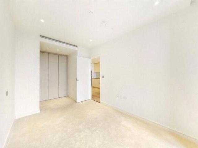Flat for rent in Cat Hill