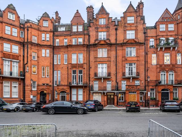 Apartment for rent in Chelsea, Greater London