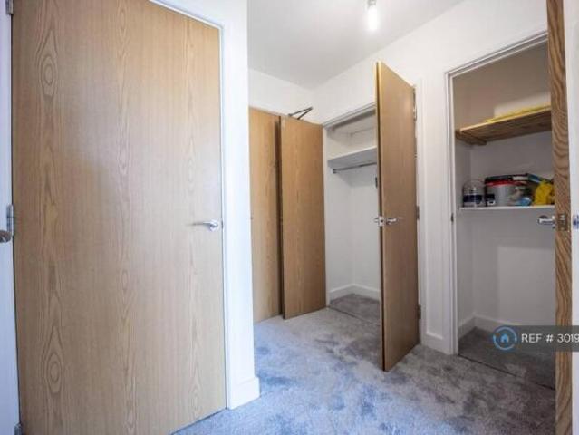 Flat for rent in Cat Hill