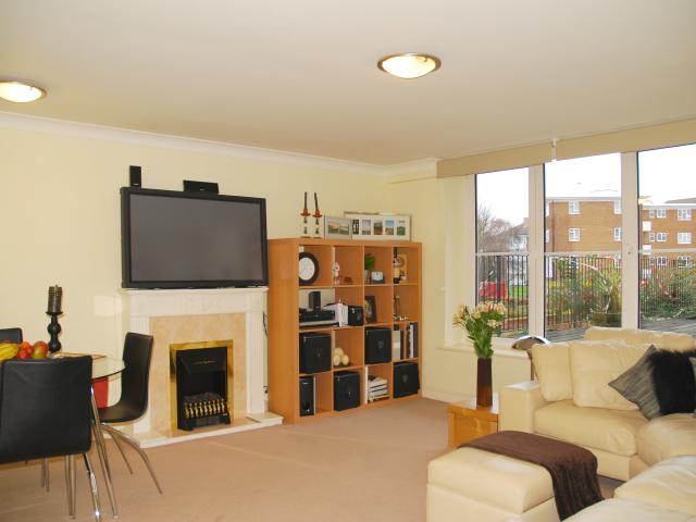 Apartment for rent in London Borough of Ealing, Hanwell