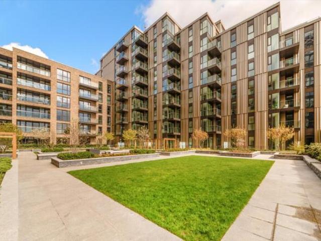 Flat for rent in Cat Hill