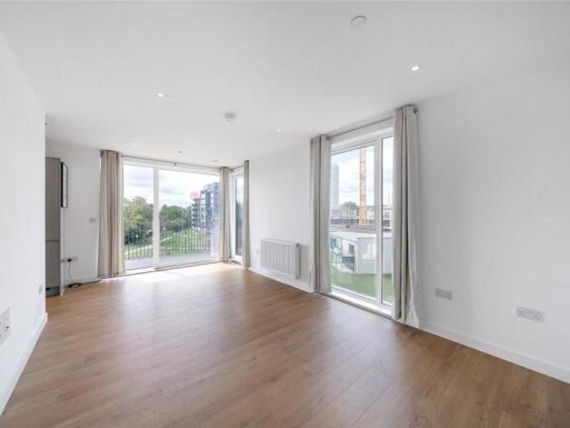 Flat for rent in Cat Hill