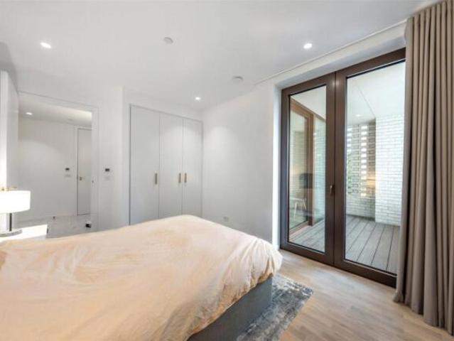 Flat for rent in Cat Hill