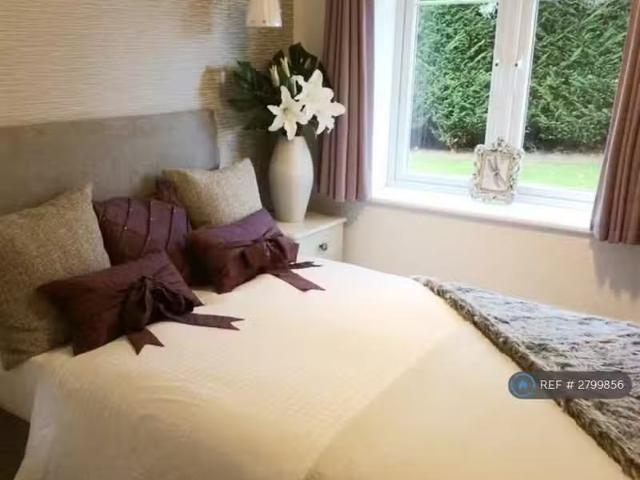 House for rent in Farnborough, Hampshire