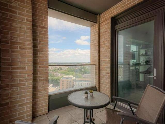 Flat for rent in Cat Hill