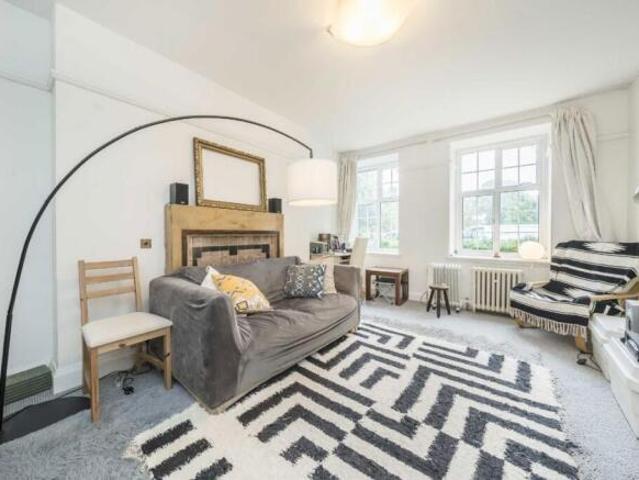 Flat for rent in Chiswick, Greater London