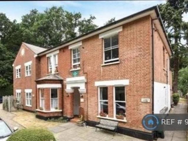 House for rent in Surrey