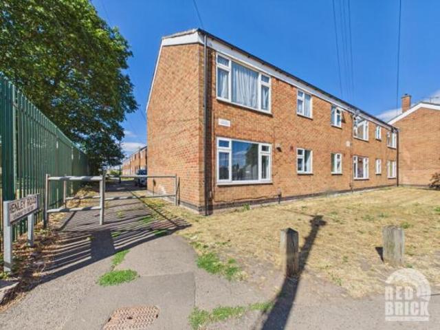 Flat for rent in Potters Green, West Midlands