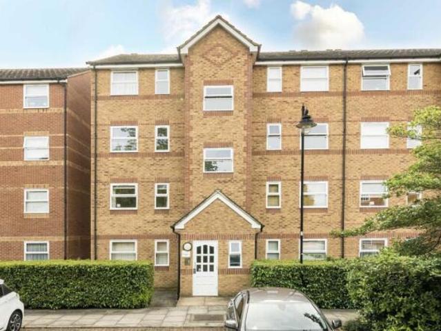 Flat for rent in Tooting Graveney, Isle Of Man