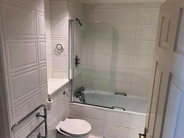 Flat for rent in Cat Hill