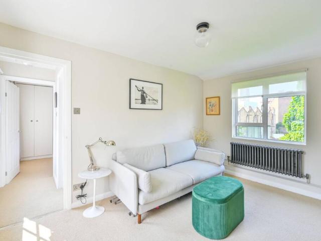 Flat for rent in Finsbury