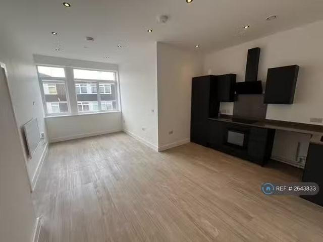 House for rent in Chilvers Coton, Camp Hill
