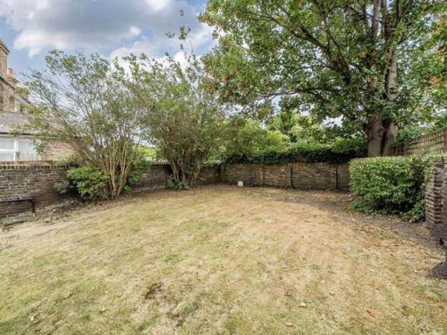 Flat for rent in London Borough of Lewisham, Blackheath