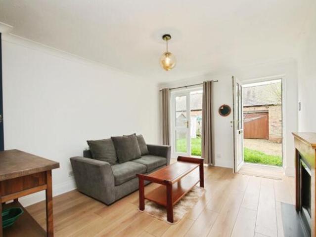 Flat for rent in High Field, York