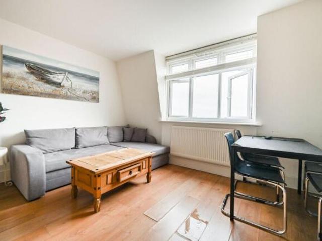 Flat for rent in Wood Green, Greater London