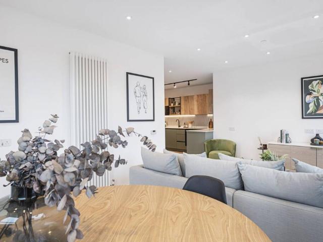 Flat for rent in Wood Green, Isle Of Man